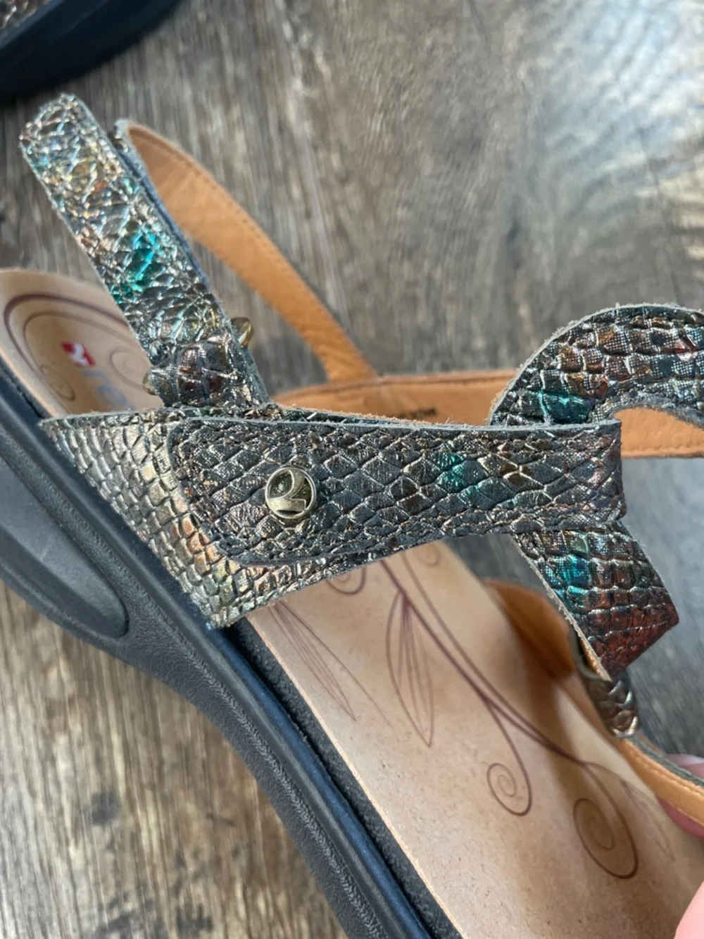 Revere Adjustable-strap leather Sandal Size 11‎ in metallic snake print